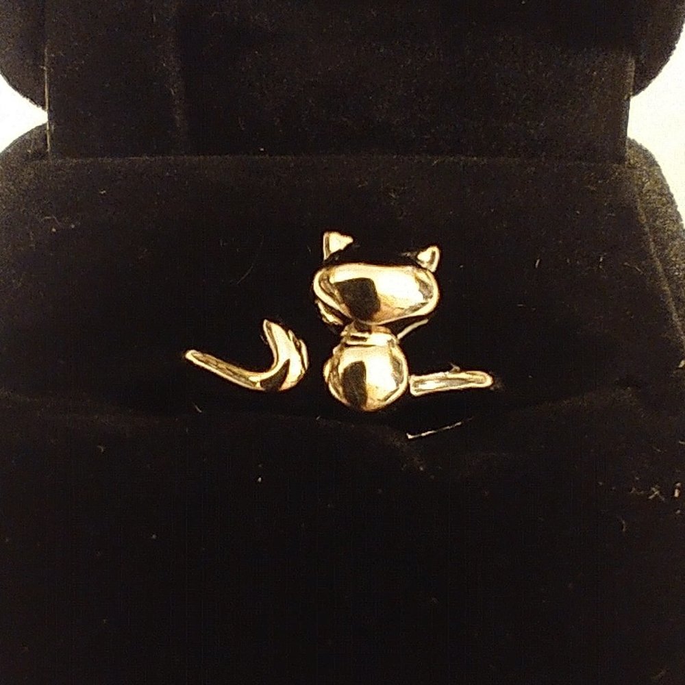 Sterling Silver Cat Ring Size 7 - image 1